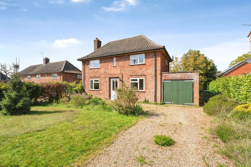 Main image of property: Barons Close, Fakenham