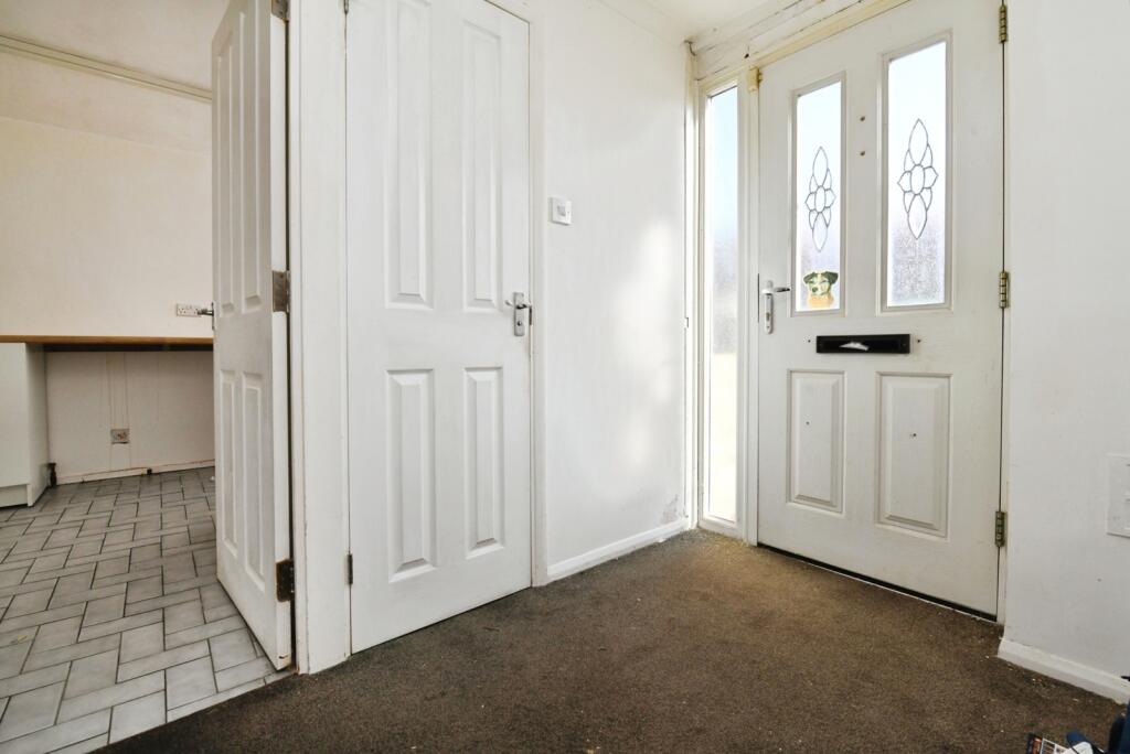 House in Basildon, Essex - View 5