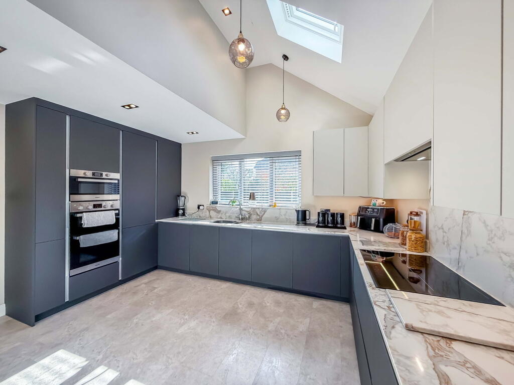 House in West Lancashire, North Meols - View 2