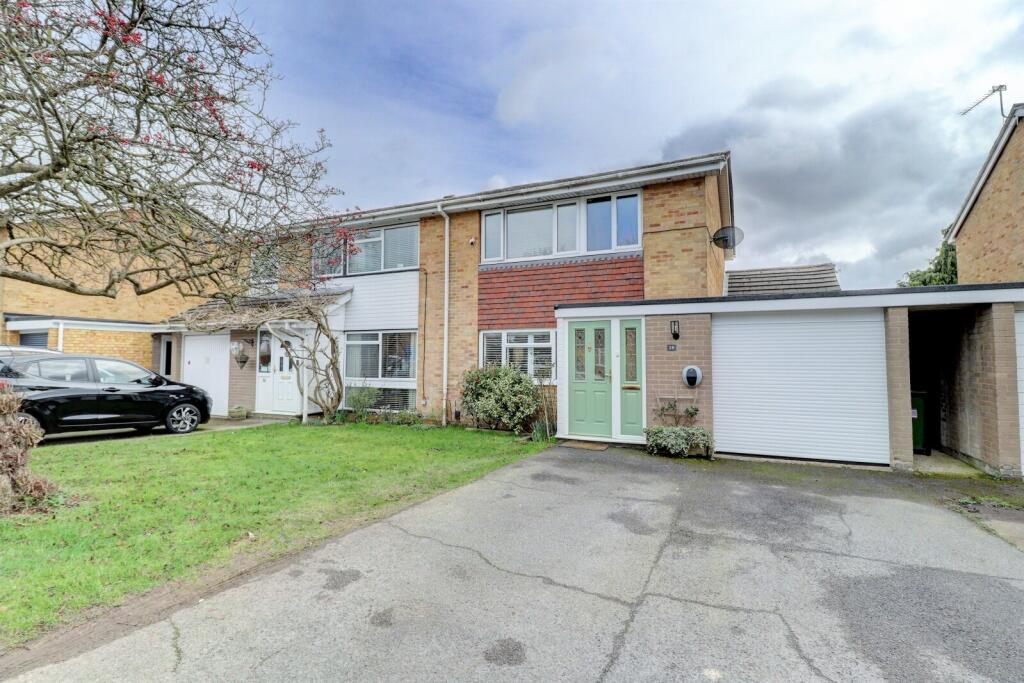 Main image of property: Hayfield Drive, Hazlemere, High Wycombe, Buckinghamshire, HP15