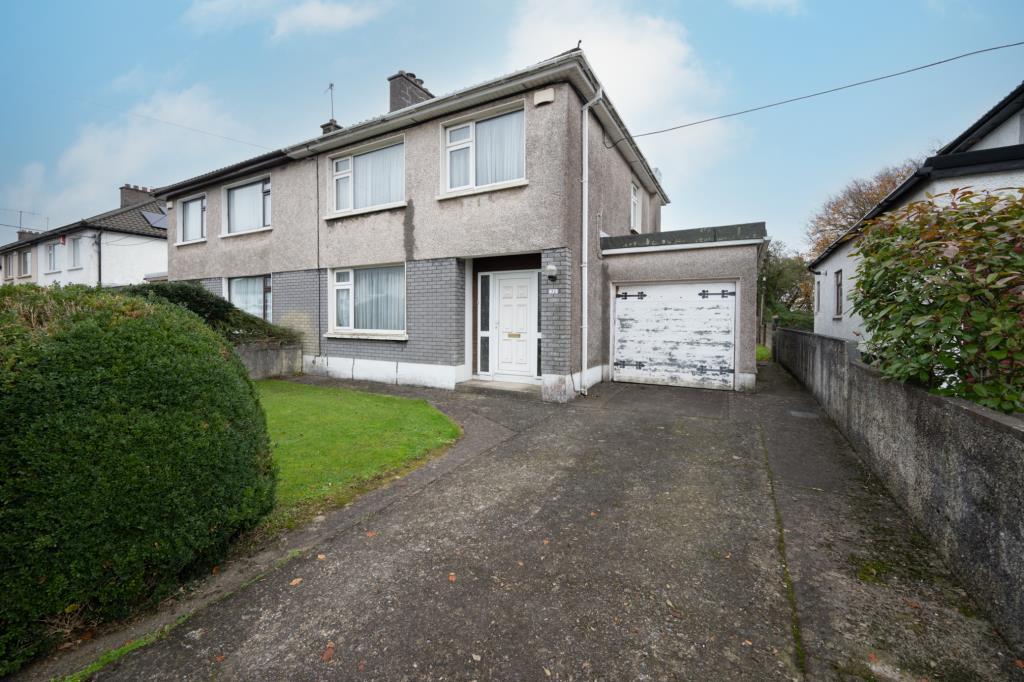 Main image of property: 32 Sandymount Avenue, Glasheen, Cork, T12 FXR4