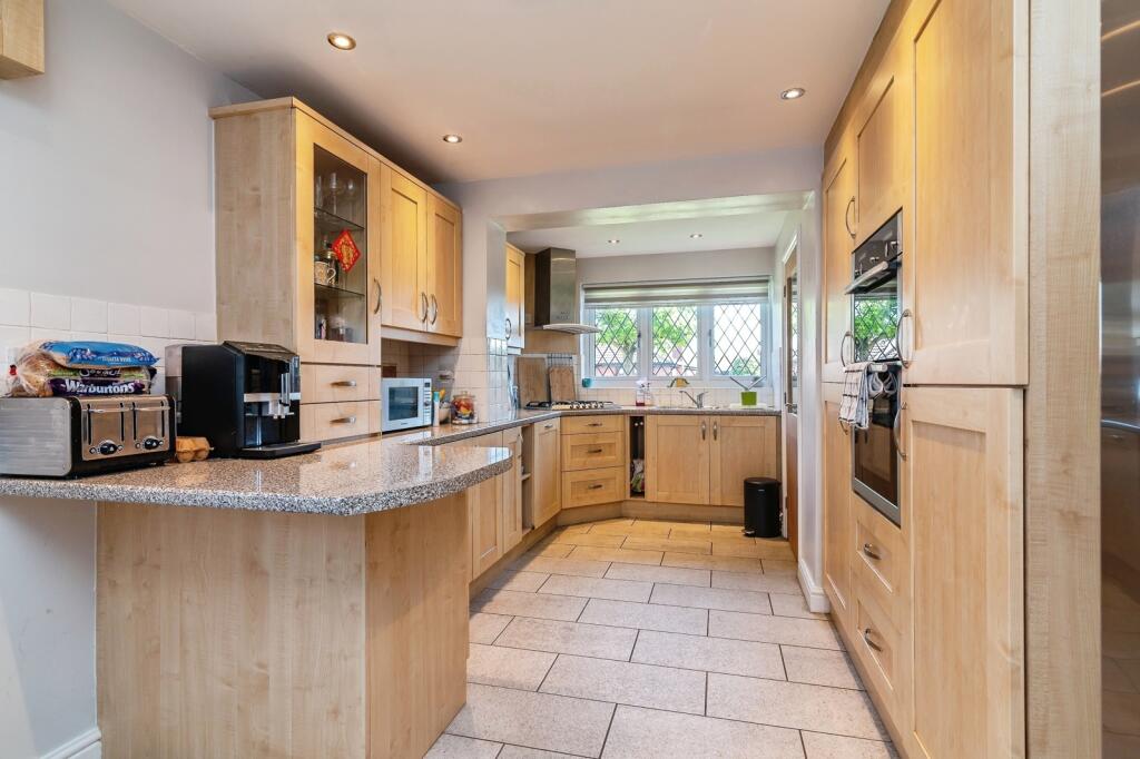 House in Nottingham, Woodthorpe - View 5