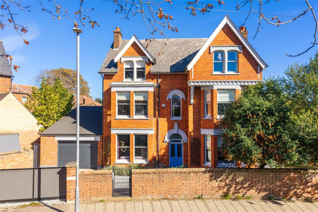 Main image of property: Rothsay Road, Bedford, Bedfordshire, MK40