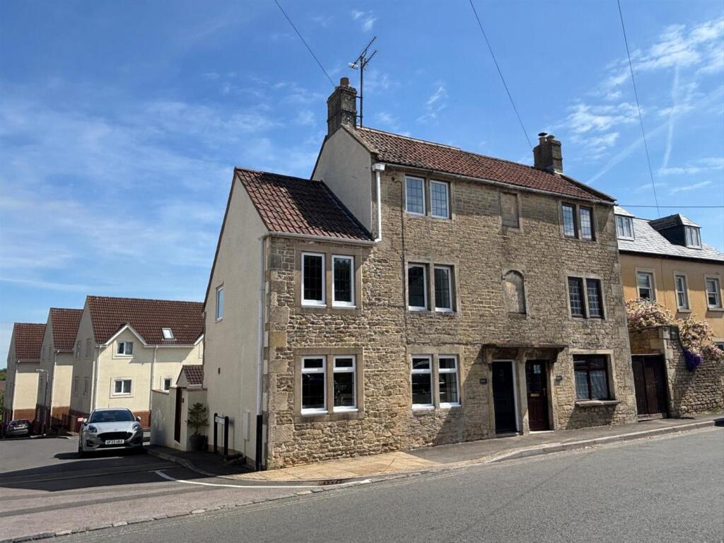 Main image of property: London Road, Chippenham