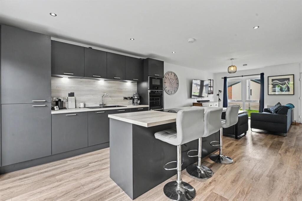 House in Kirkcaldy - View 3