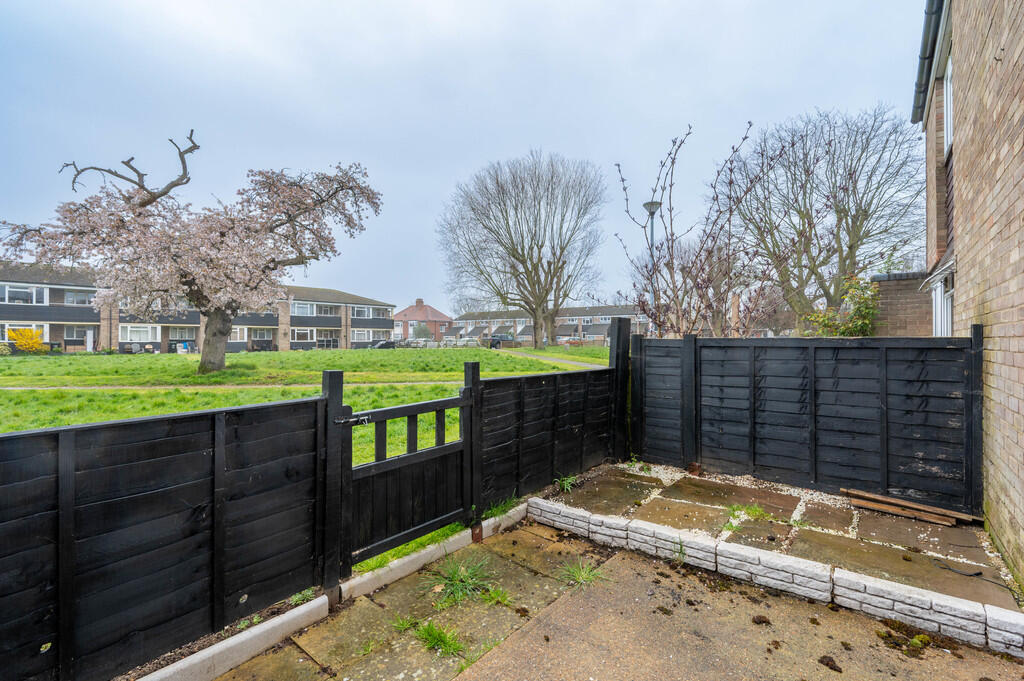 Cornwall Road, Felixstowe photo 3