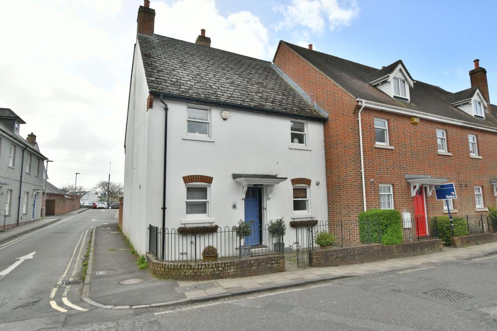 Main image of property: West Street, Wimborne, BH21 1JP