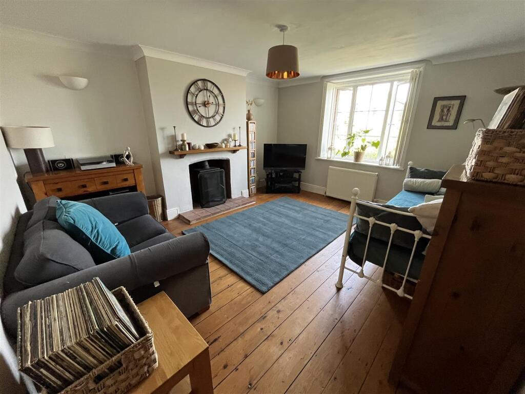 House in Salisbury - View 4