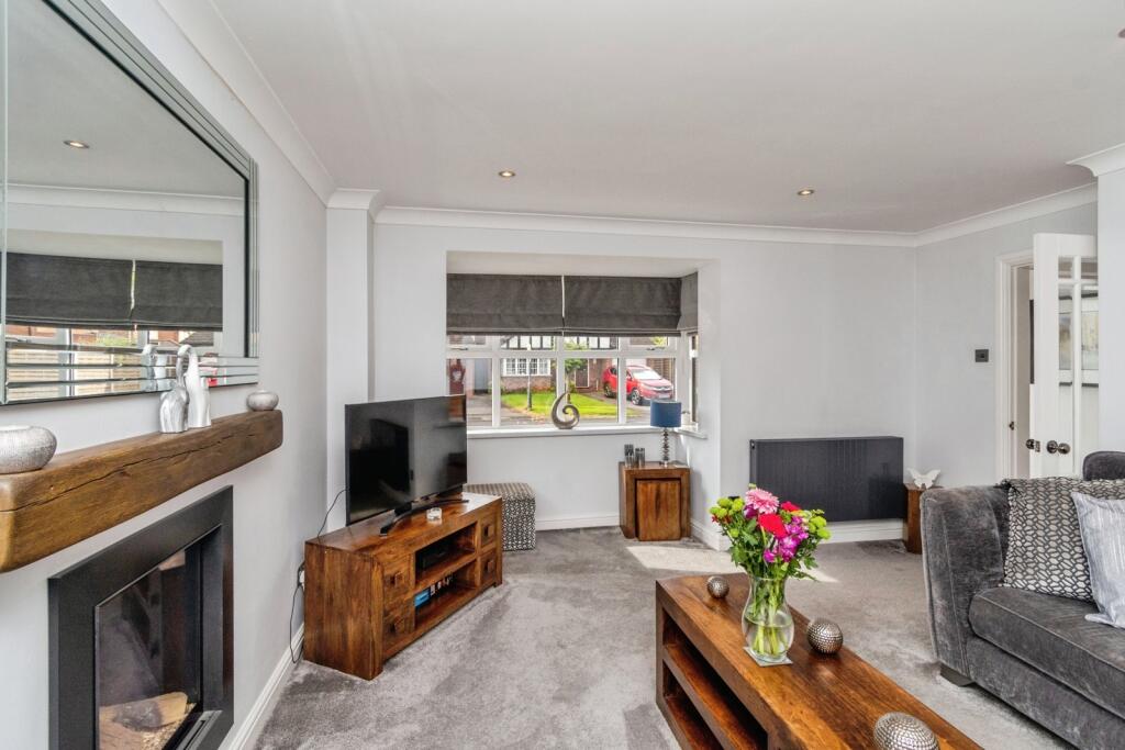 House in Walsall, West Midlands - View 5