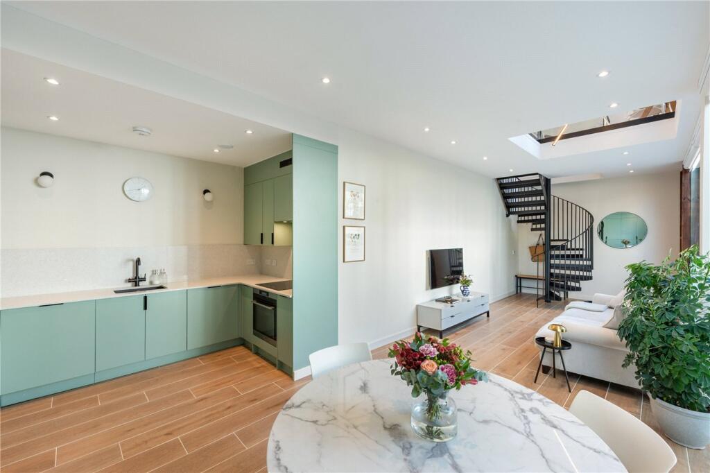 Main image of property: Poole Street, London, N1