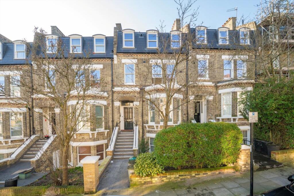 Main image of property: Wyndham Crescent, Upper Holloway