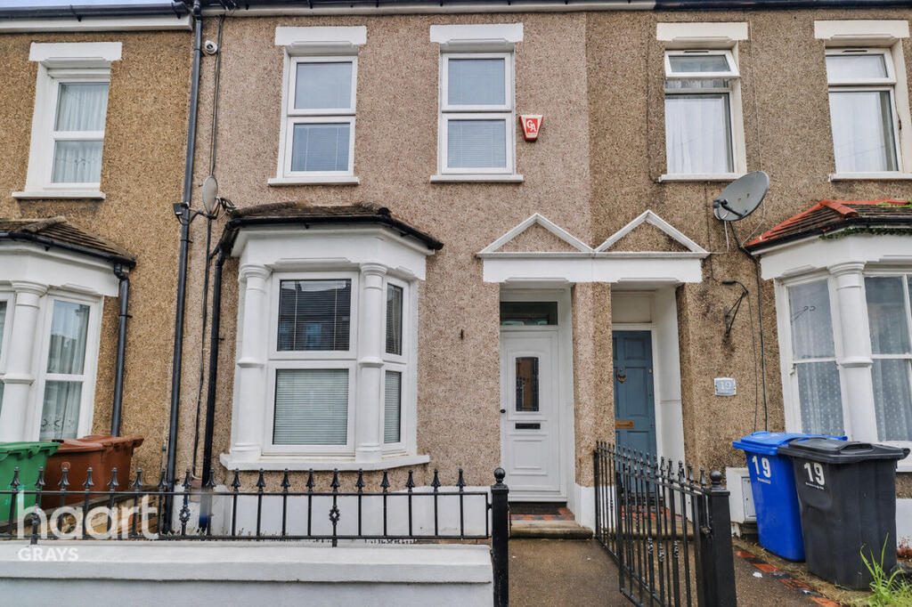 Main image of property: Castle Road, Grays RM17