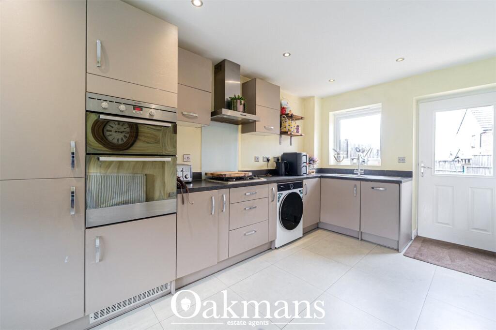 House in Birmingham, West Midlands - View 4