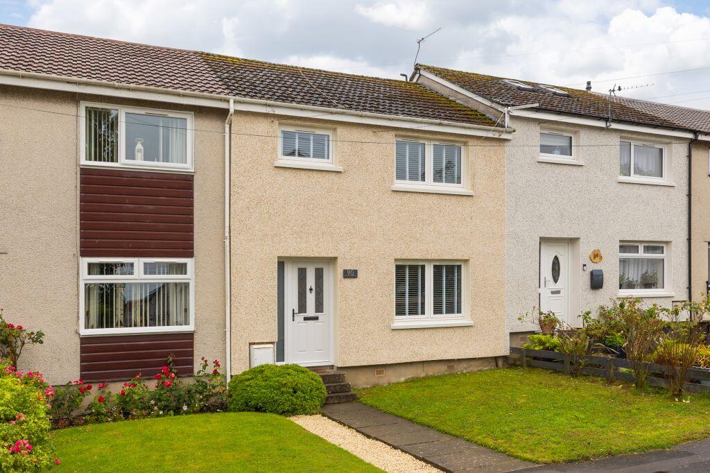 Main image of property: 90 Gordon Avenue, Bonnyrigg, EH19 2PQ