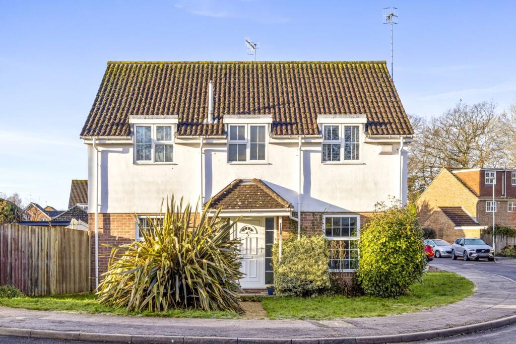 Main image of property: Cypress Avenue, Worthing, BN13