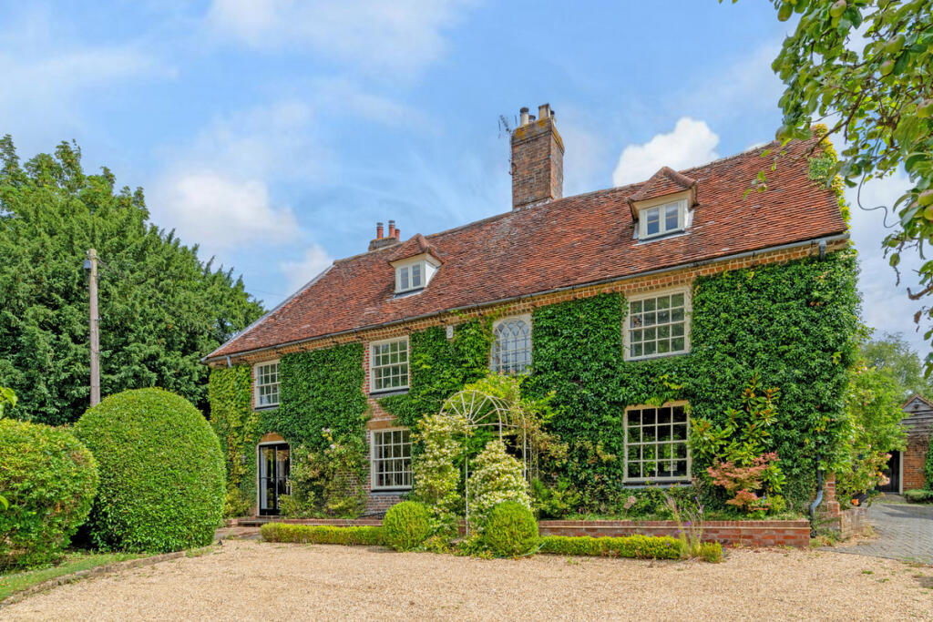 Main image of property: Church Lane Padbury Buckingham, Buckinghamshire, MK18 2AJ