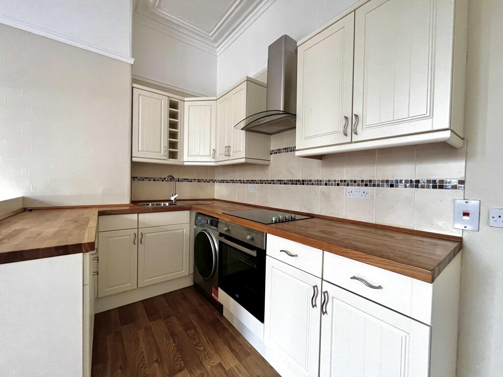 Apartment in Plymouth - View 4