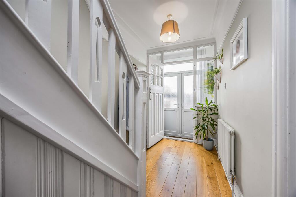 Lakeside Avenue, Portsmouth - View 4