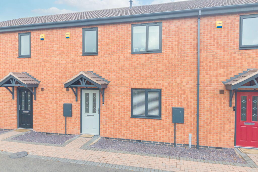 Main image of property: South Court, Alcester, B49 6GF