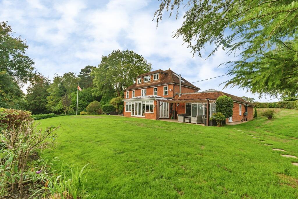 House in Lions Green, Heathfield and Waldron - View 4