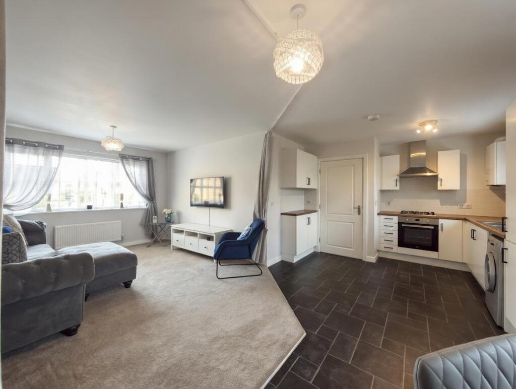 Pascal Close, Duston, Northampton NN5 photo 2