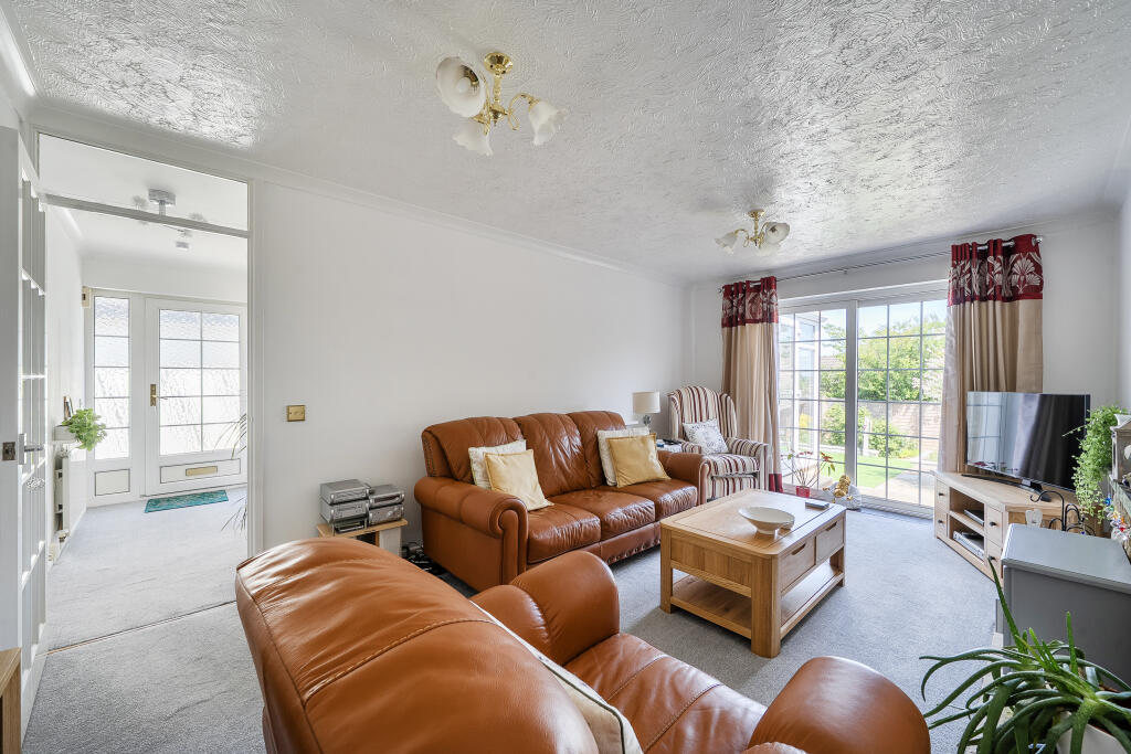Alnwick, Toothill, Swindon, SN5 - View 2