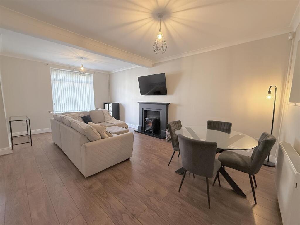 Gospel Hall Terrace, Aberdare photo 2