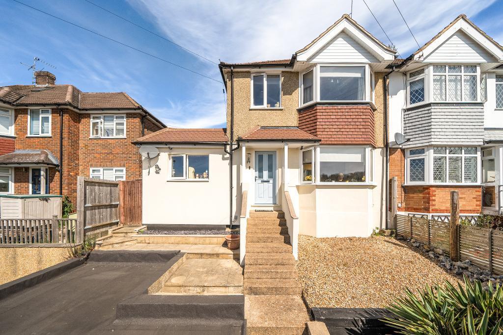 Main image of property: Hyde Road, Riddlesdown, Surrey, CR2 9NP