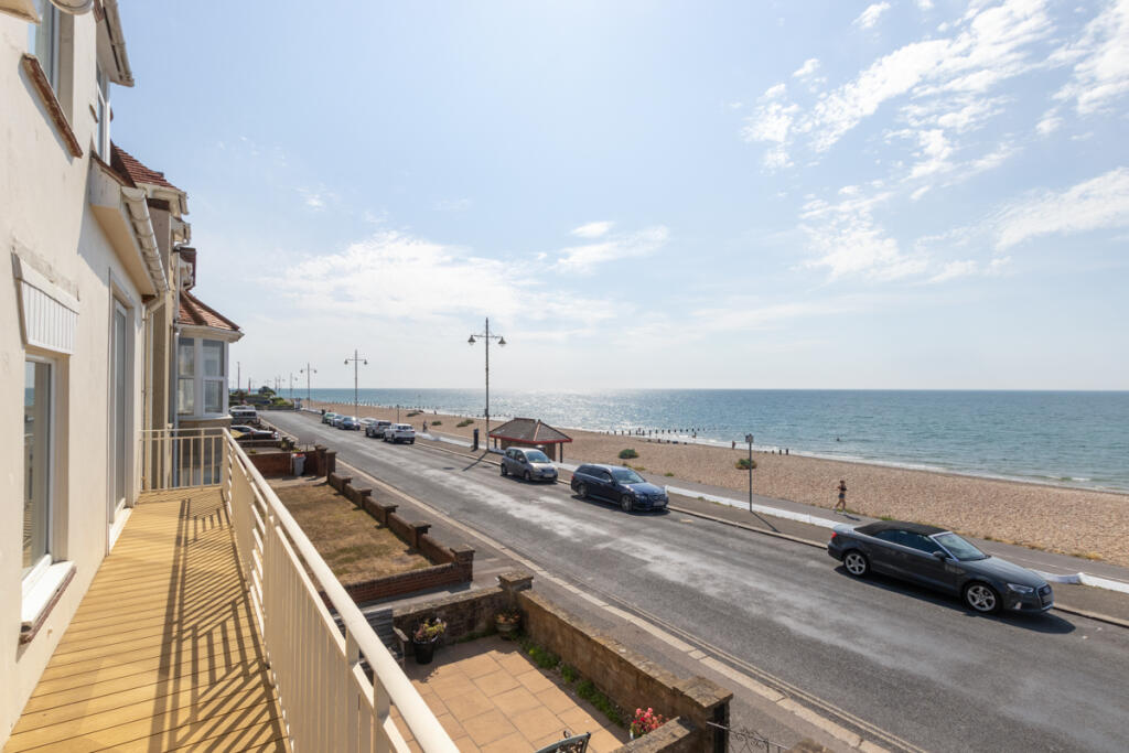 Apartment in Arun, Bognor Regis - View 4