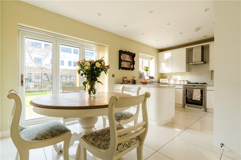 Mellor Close, Otley, West Yorkshire, LS21 - View 6