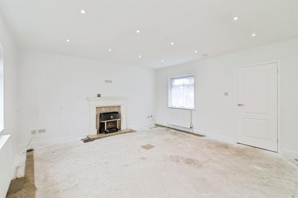House in East Suffolk, Lowestoft - View 2