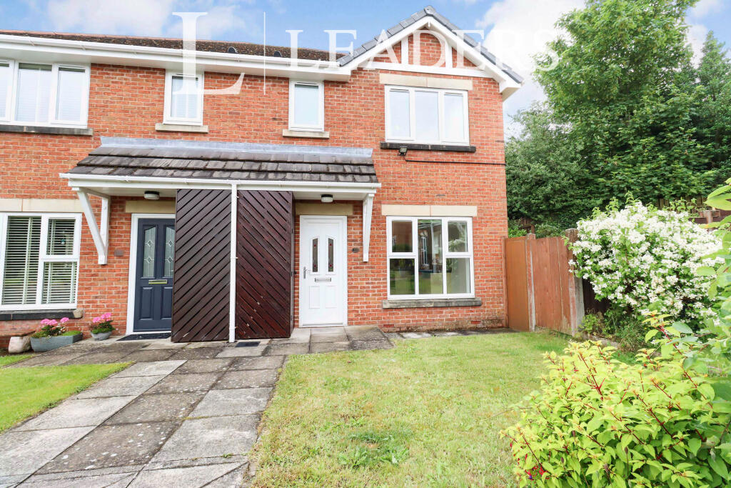 Main image of property: Llys Talwrn, Coedpoeth, LL11