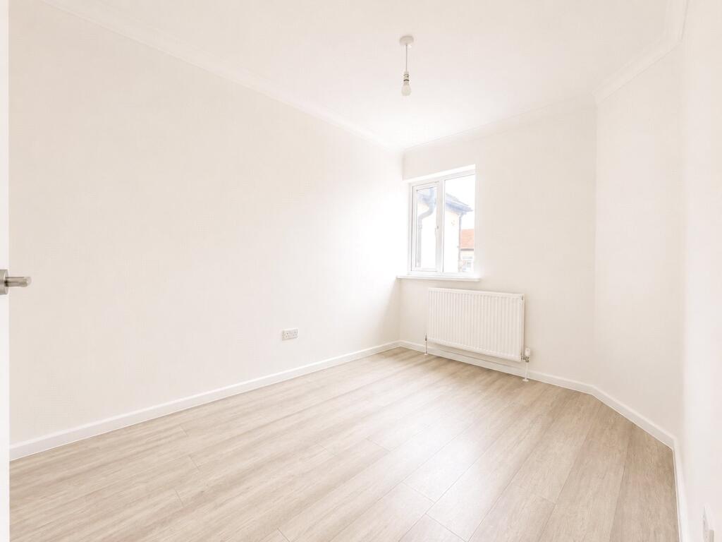House in London - View 3