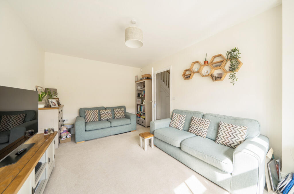 Bletchley Way, Horsforth, Leeds, West Yorkshire, LS18 photo 3