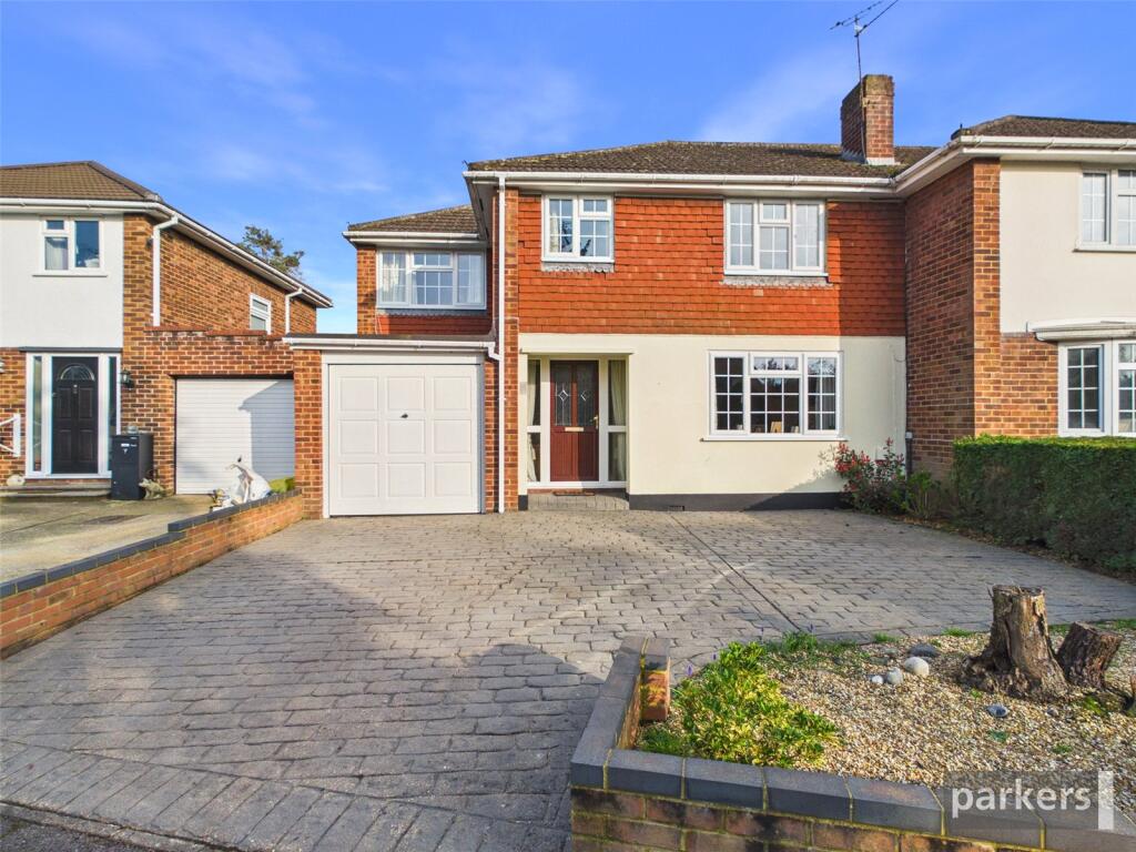 Main image of property: Livingstone Gardens, Woodley, Reading, Berkshire, RG5