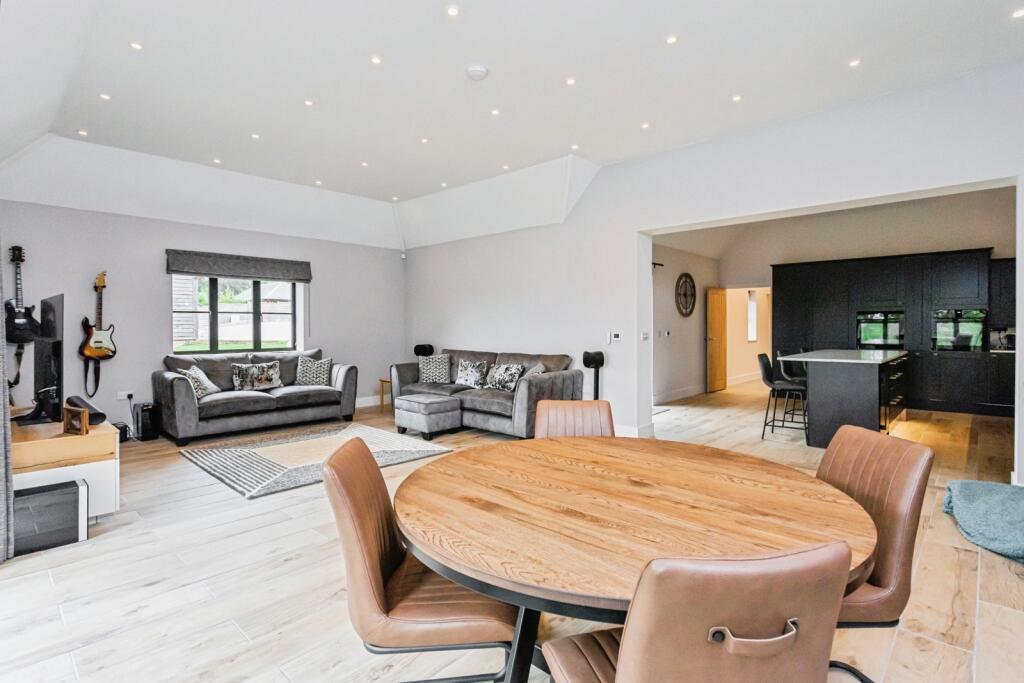 Brick Kiln Lane, Hadlow Down, Uckfield, East Sussex, TN22 photo 4