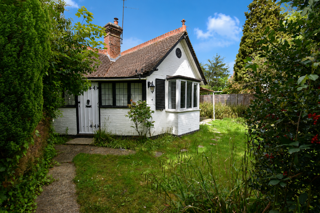 Main image of property: Balcombe Road, Horley, Surrey, RH6