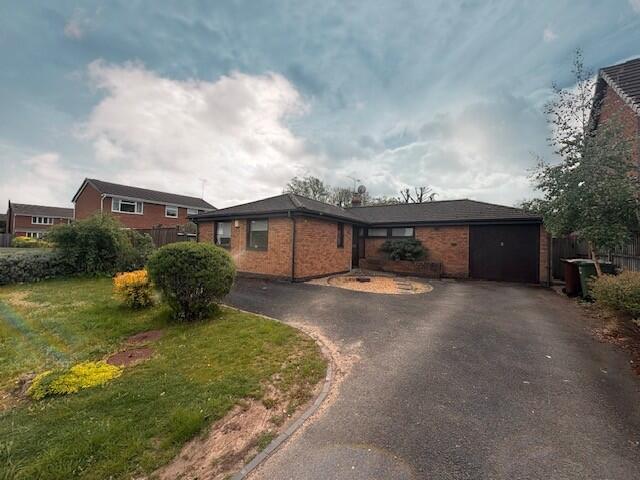 Main image of property: Oxhayes Close