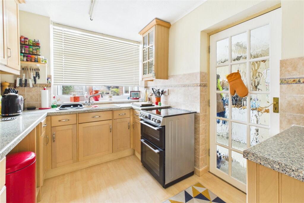 House in Swindon, Wroughton - More