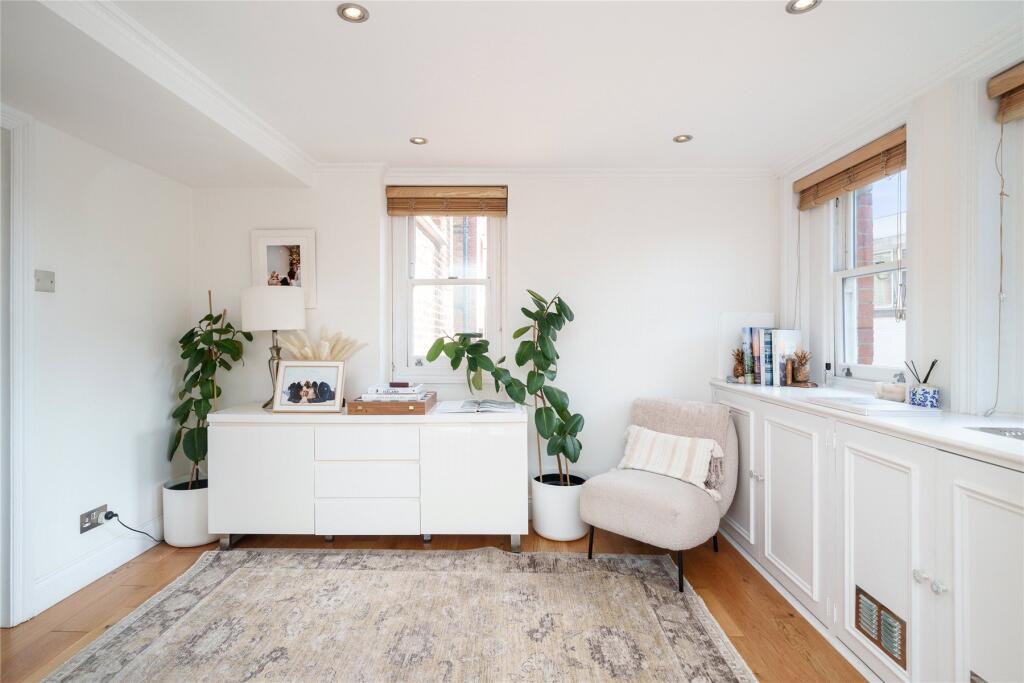 Apartment in London - More