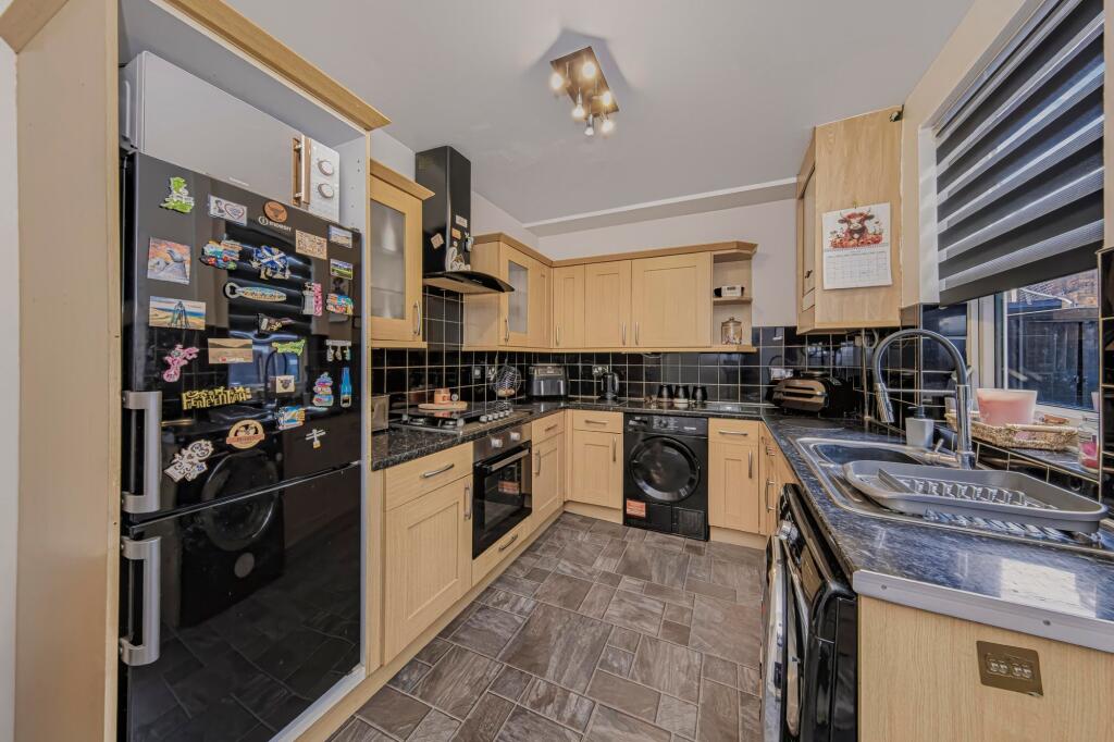 House in Stoke-on-Trent - More