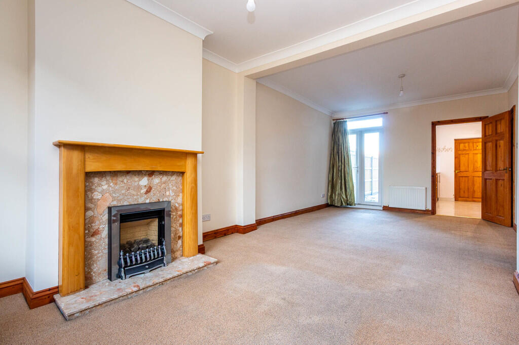 House in Rushden, North Northamptonshire - View 4