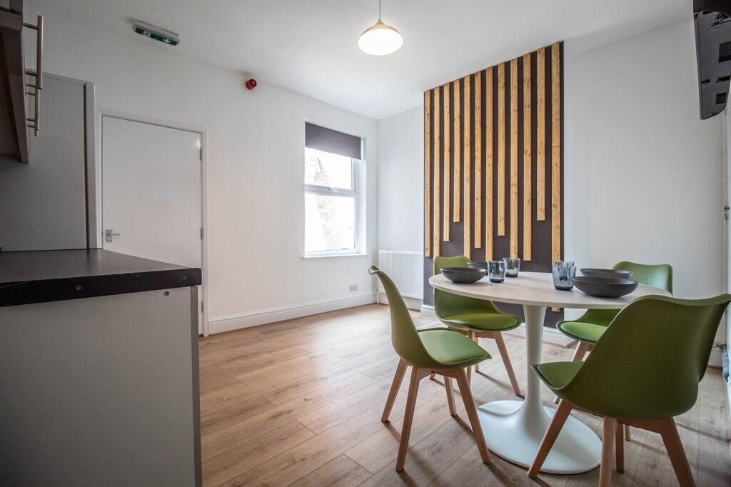1 bedroom house share for rent