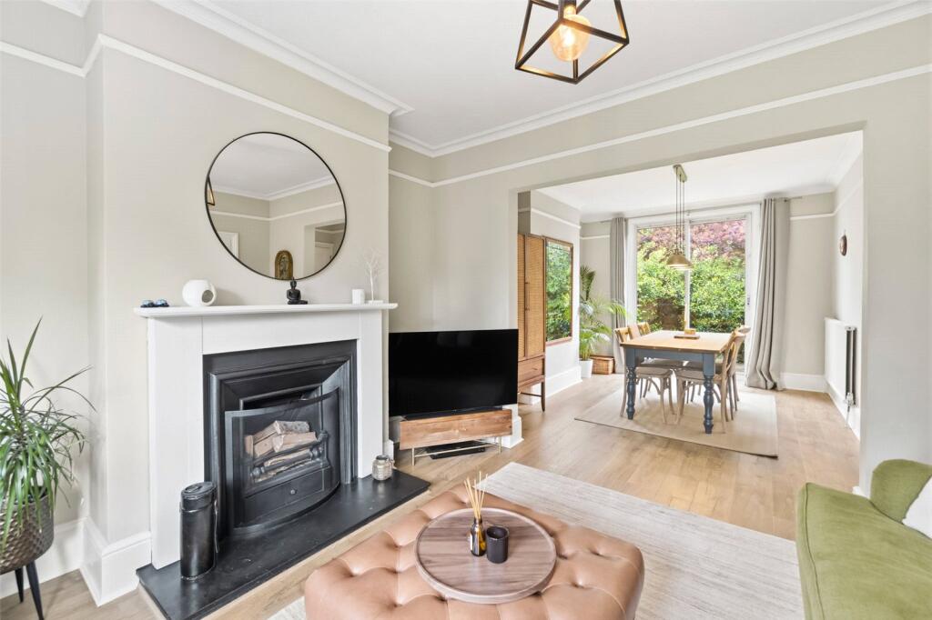 Plevna Road, Hampton, TW12 photo 3