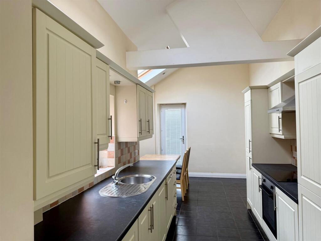 Main image of property: Myrtle Grove, Jesmond, Newcastle Upon Tyne