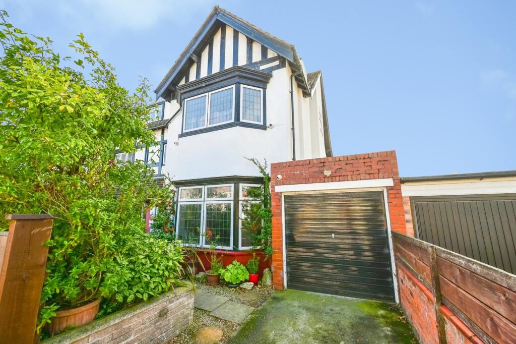 Coronation Drive, Crosby, Liverpool, Merseyside, L23 photo 2