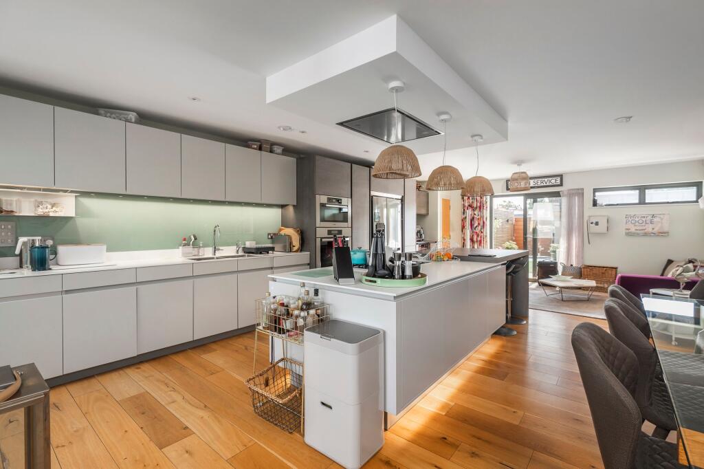 Additional image 5 of Rhode House, The Horseshoe, Sandbanks, Poole, BH13 7RW