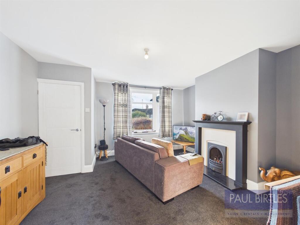 32 PORLOCK ROAD photo 3