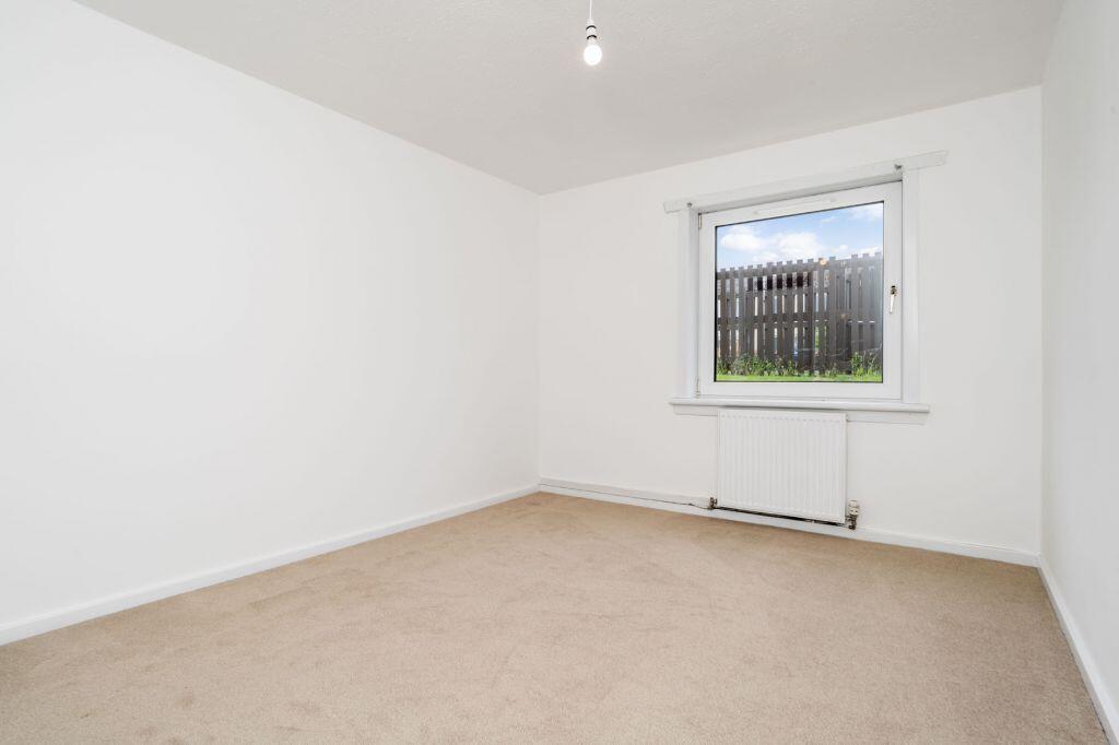 Apartment in Livingston, Howden - More