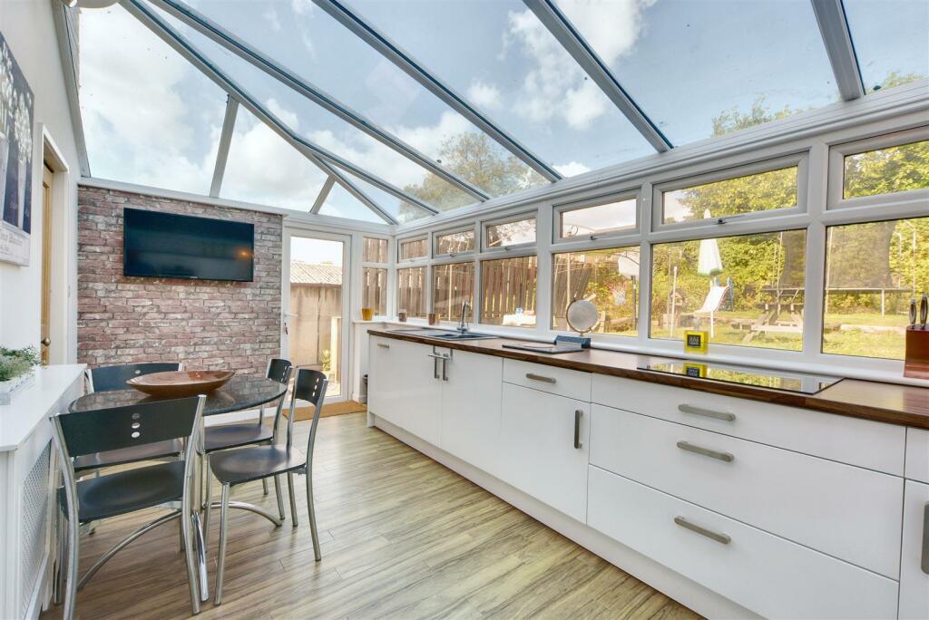 House in Nottingham, Toton - More